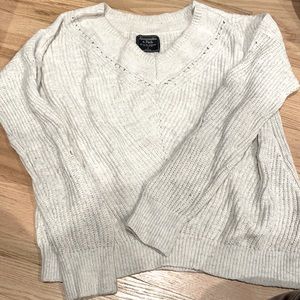 Abercrombie and Fitch v neck slightly off shoulder off white sweater size small